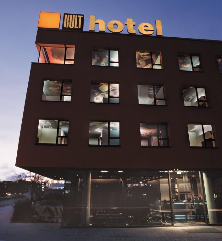 Kult Hotel อินโกลชตัดต์ ภายนอก รูปภาพ
