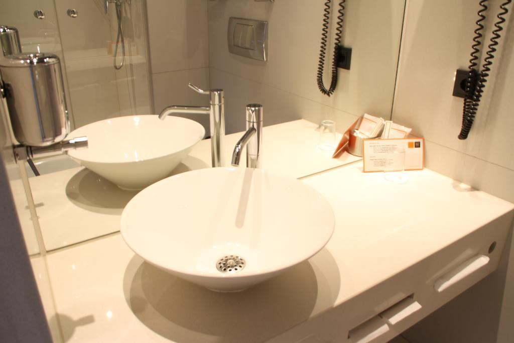 Kult Hotel อินโกลชตัดต์ ห้อง รูปภาพ